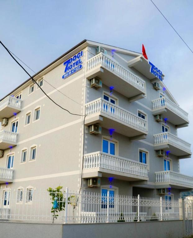 Doci Seven Hotel เวลิโปเยอ ภายนอก รูปภาพ